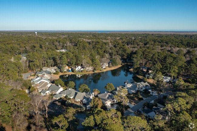 Skidaway Island homes are steps from scenic views.