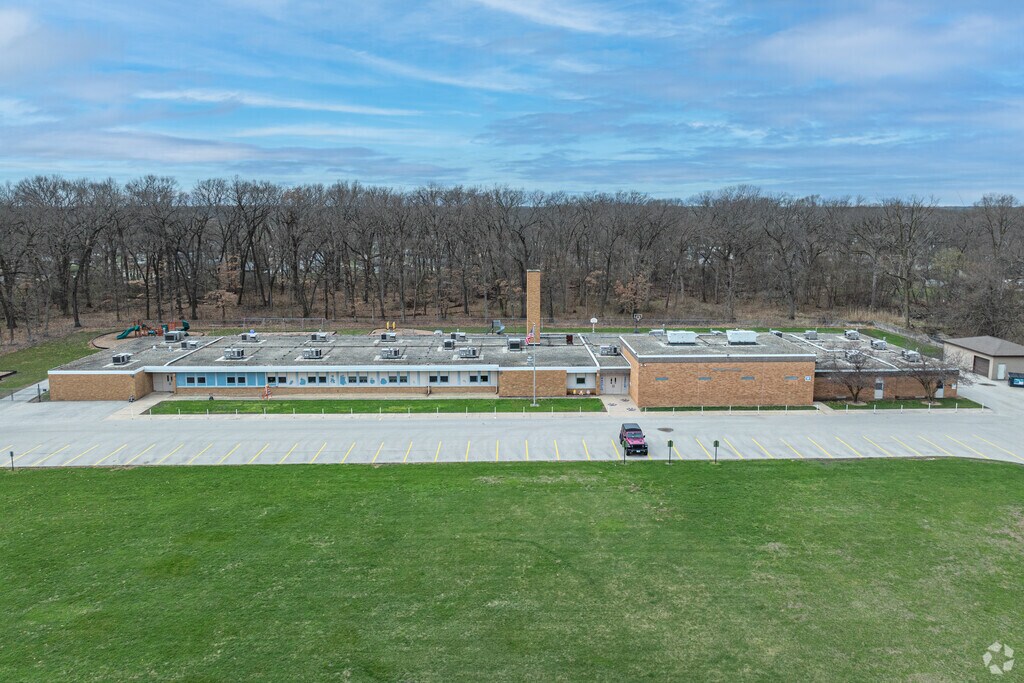 Bruning Elementary School offers a space where all people can learn and thrive.