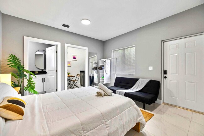 1784 NW 31st St unit FL1-ID1239909P, Miami, FL 33142 - photo 2