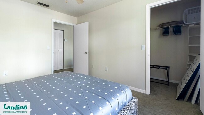 4148 53rd Ave W unit 2805.1406168, Bradenton, FL 34210 - photo 2