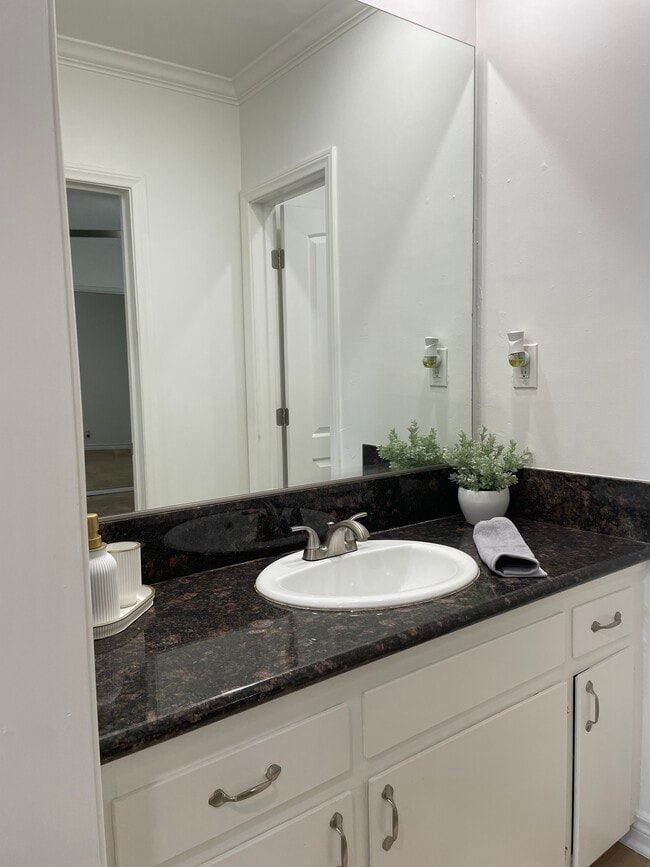 1BR/1BA