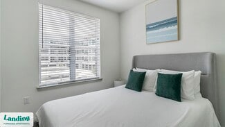 91 Jensen Dr Unit 3238.1405890, Houston, TX 77020