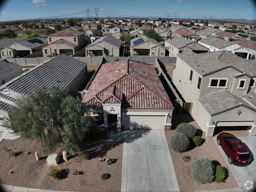 30228 W Catalina Dr, Buckeye, AZ 85396 - photo 2