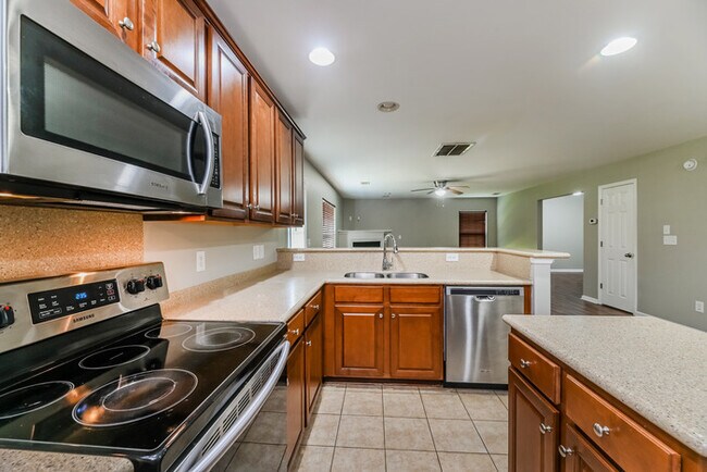 1522 Mandarin Ct, Summerville, SC 29483 - photo 5