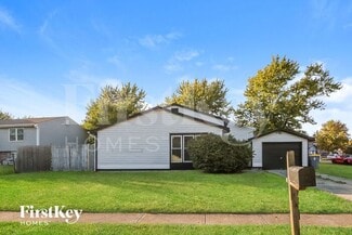 9318 Kingsboro Cir, Indianapolis, IN 46235