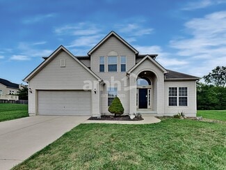 160 Whittington Place, Pataskala, OH 43062