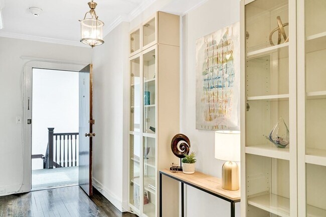 21 Westbourne Terrace unit 6, Brookline, MA 02446 - photo 7