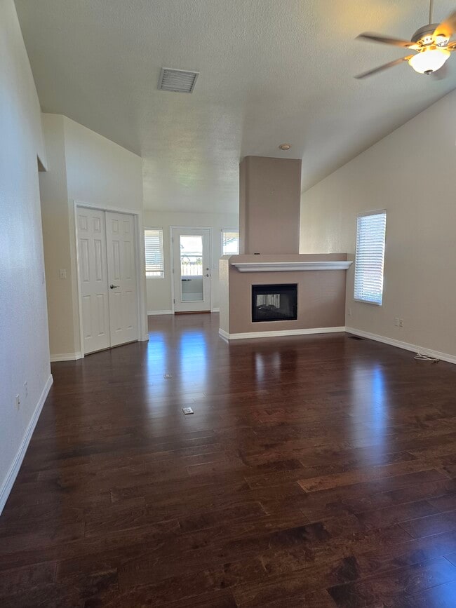 726 W Tyrolean Ct, Canon City, CO 81212 - photo 5
