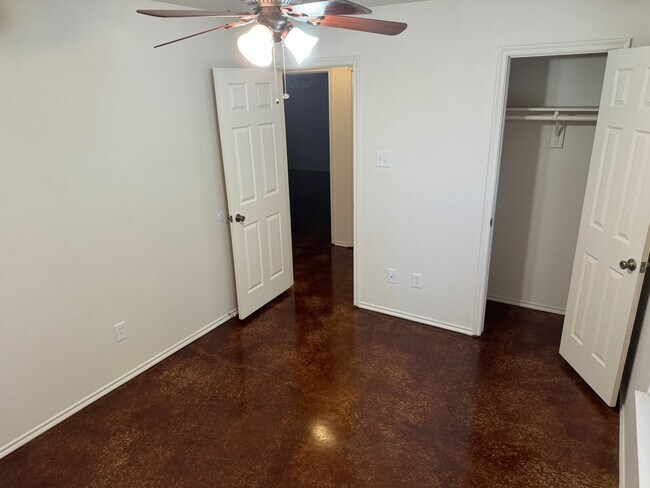 216 San Angelo Ave, Benbrook, TX 76126 - photo 6