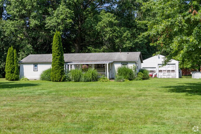 Midcentury ranch-style homes are common in Morgandale.