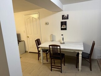 358 Victory Blvd, Staten Island, NY 10301