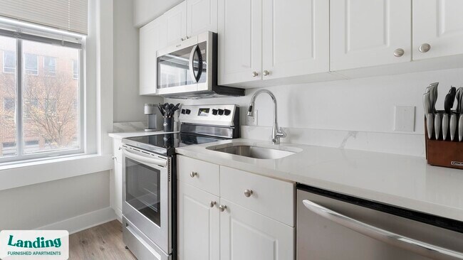 617 W Lexington St unit C1, Baltimore, MD 21201 - photo 5