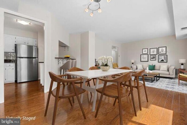 Woodbury Heights Condominium unit 1301 N Courthouse Rd, Arlington, VA 22201 - photo 4