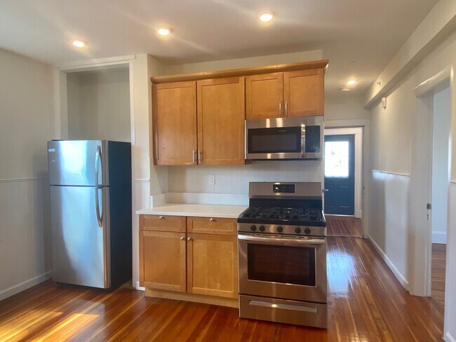 15 Kelley Ct unit 2, Brighton, MA 02135 - photo 3