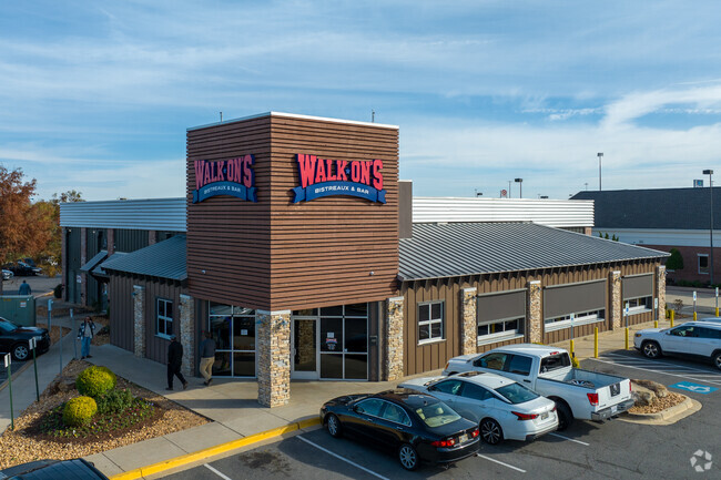 Residents of Brownlee-Honore enjoy having many different restaurants to pick from nearby.