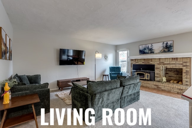 3149 N Oak Cir, Broomfield, CO 80020 - photo 2