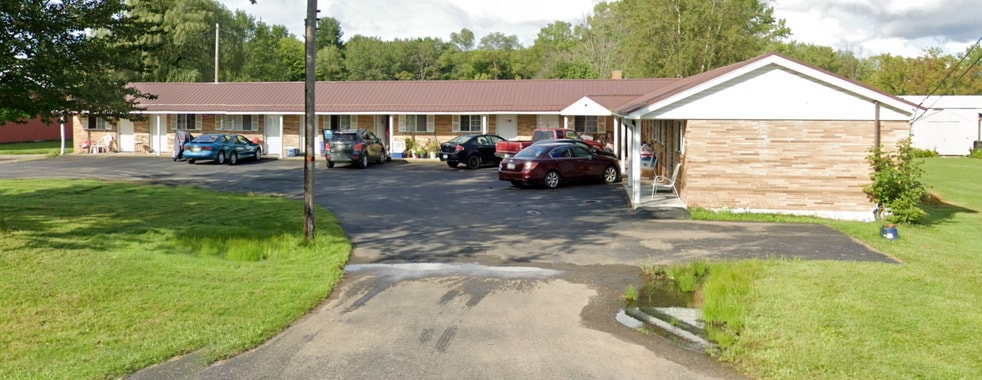 10891 Perry Hwy, Meadville, PA 16335 - photo 1