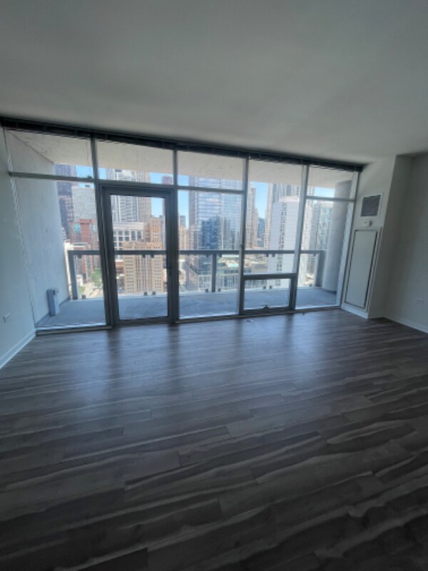 834 N La Salle St, Chicago, IL 60601