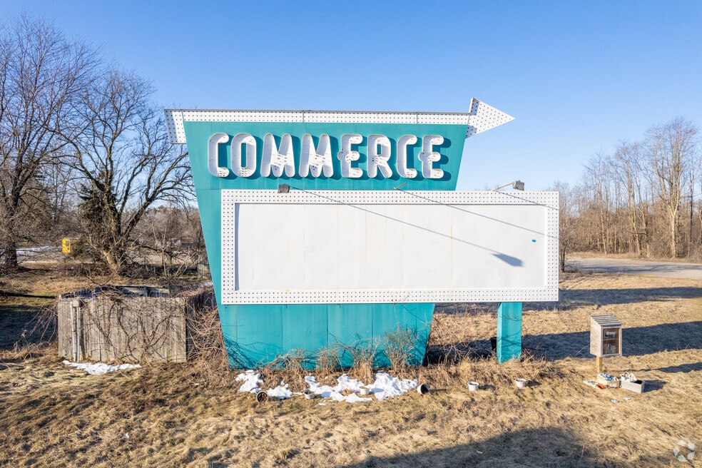 Commerce Township