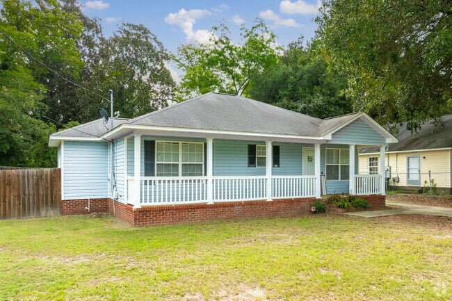 Newer ranch homes are constructed using modern building materials and contemporary styles.