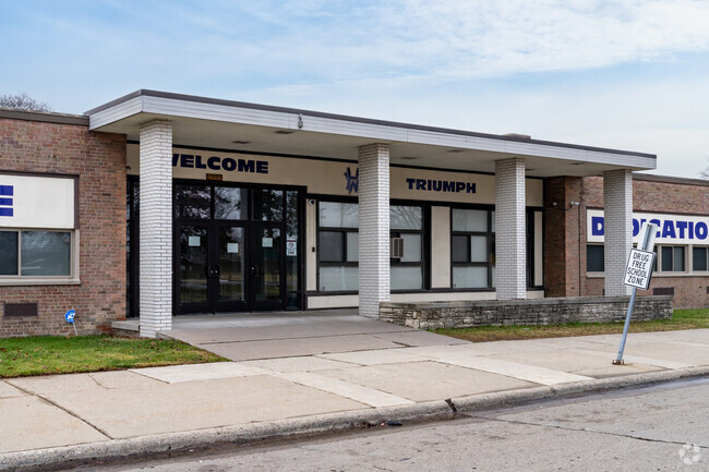 Harper Woods Middle School features a 19:1 student to teacher ratio.