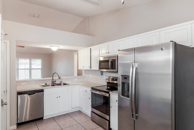 2703 Ian Ct, Middleburg, FL 32068 - photo 6