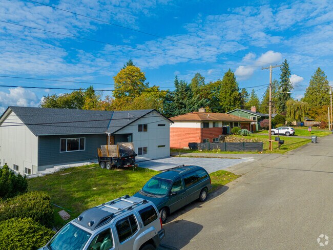 Rancher-style homes line the streets of Pacific Ridge, Des Moines.