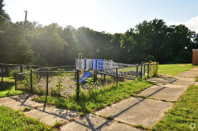 There is plenty of outdoor space at Doswell E. Brooks Elementary in Coral Hills.