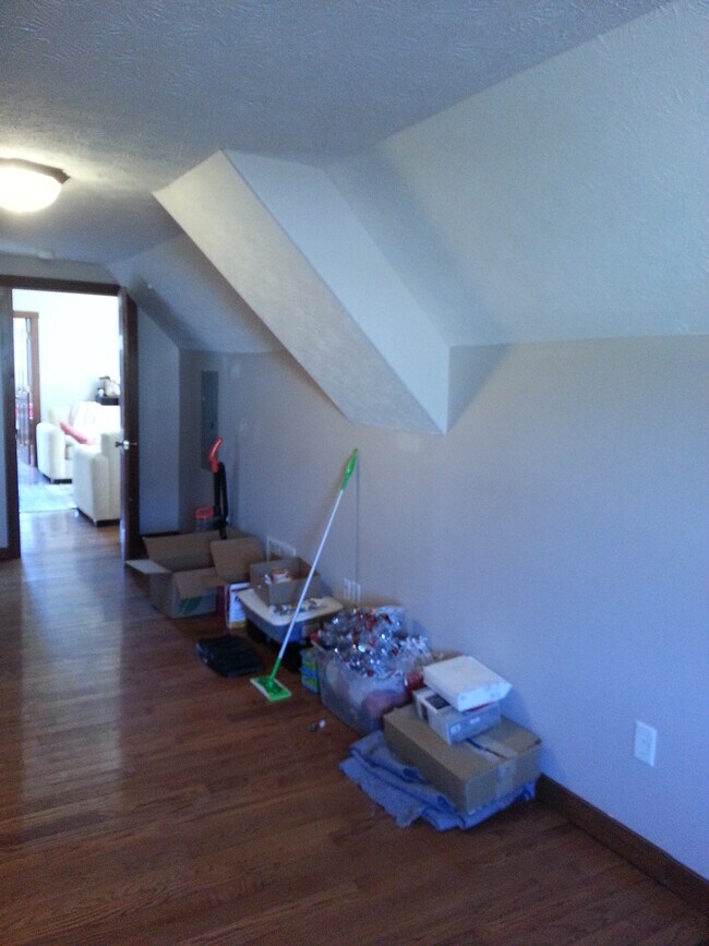 722 W Kirkwood Ave unit 722, Bloomington, IN 47404 - photo 6