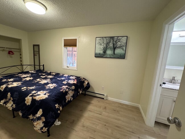 1316 Joyce Dr unit B, Fairbanks, AK 99701 - photo 5