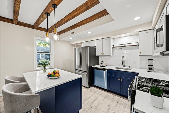 20 School St, West Seneca, NY 14224 - photo 3