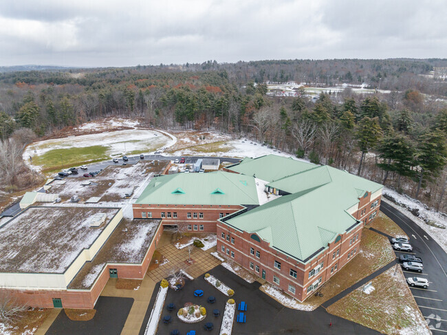 West Running Brook Middle School in the town of Derry, NH serves grades 6-8.