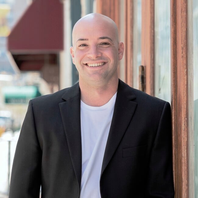 Agent Photo