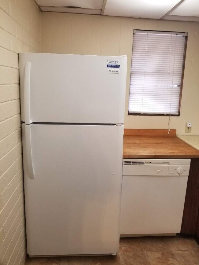 2772 University Ave unit 2, Morgantown, WV 26505 - photo 6