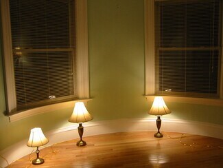 12 Verndale St, Brookline, MA 02446