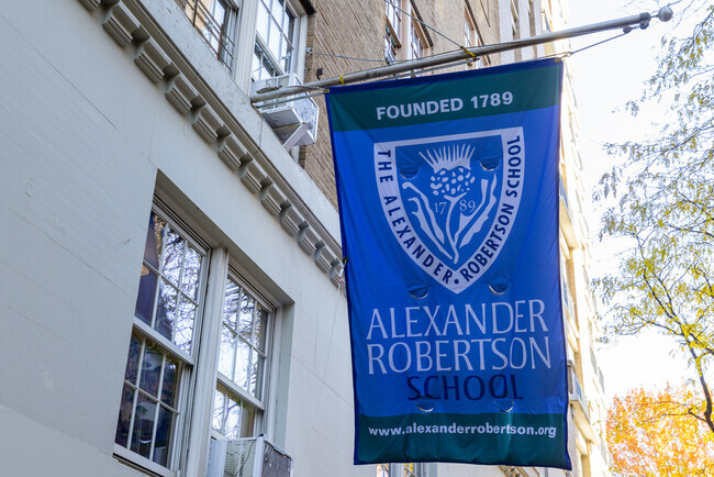 Alexander Robertson School_2