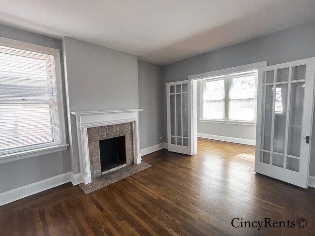 2642 Madison Rd unit 2, Cincinnati, OH 45208 - photo 6