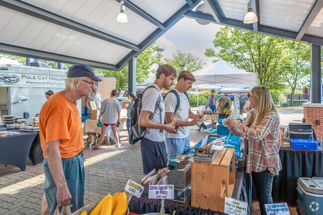 Downtown Altoona is also the location of community events, such as the Farmers Market.