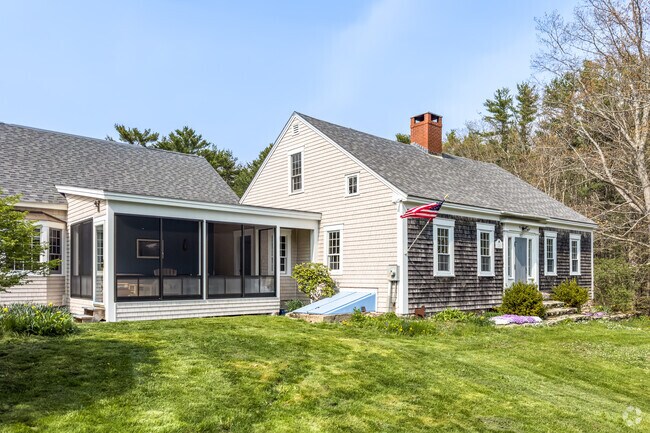 Arrowsic homes sit on wooded lots and often feature Cape Cod and post-and-beam styles.