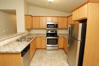 2032 E Plank Rd, Appleton, WI 54915