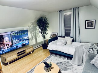 65 Wing St Unit 3, Bangor, ME 04401