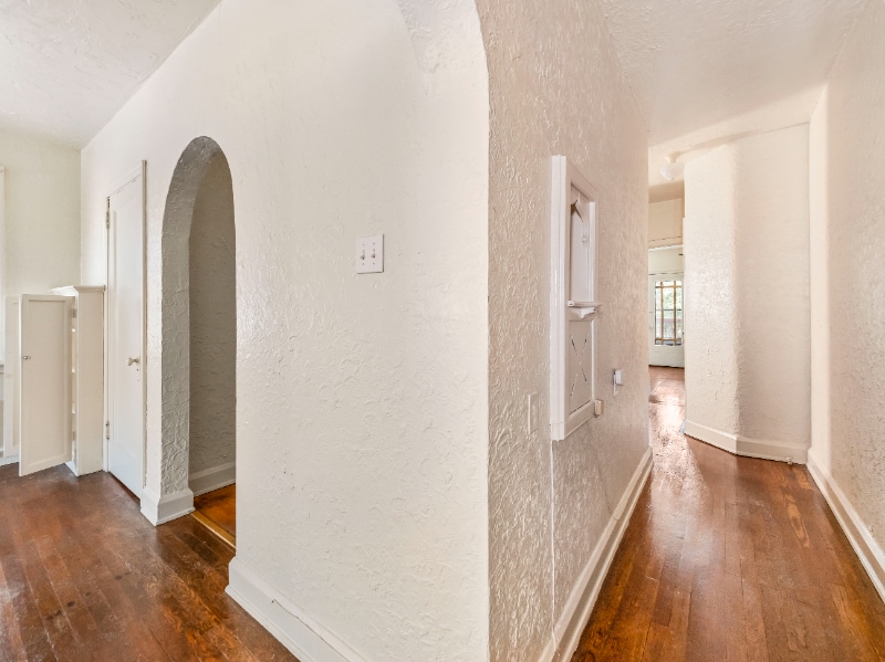 5556 Covode St unit 4, Pittsburgh, PA 15217 - photo 1