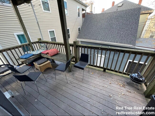 91 Hillside St unit 3, Roxbury Crossing, MA 02120 - photo 6