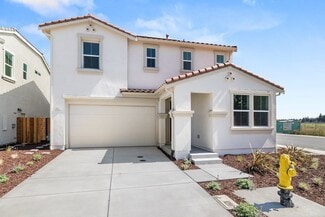 321 Summer Morning Dr, Hollister, CA 95023