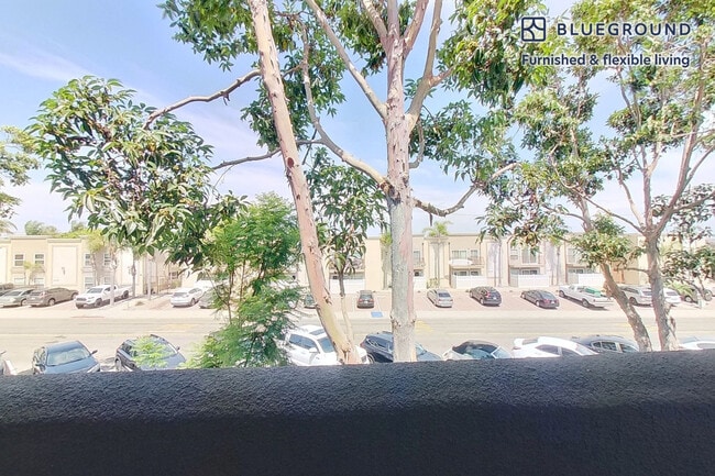 3883 Ingraham St unit FL2-ID706A, San Diego, CA 92109 - photo 3