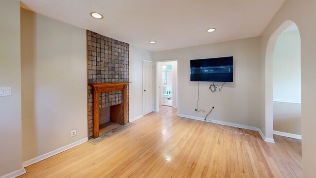 69-21 215th St unit A, Oakland Gardens, NY 11364 - photo 2