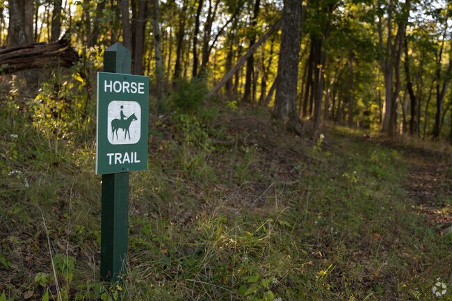 Wooded horse trails criss-cross Queeny Park for miles.