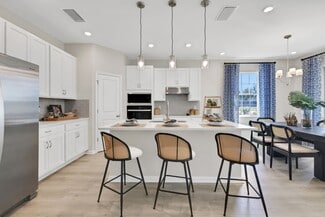 3010 Supermarine, Tavares, FL 32778