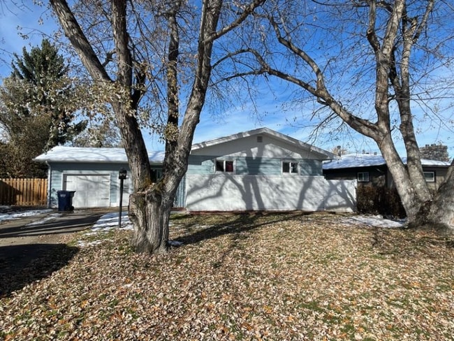 618 Doris Dr, Great Falls, MT 59405 - photo 2