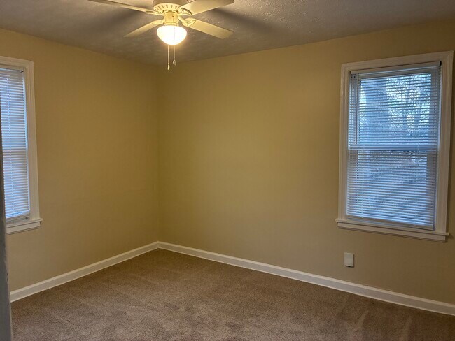 422 E Bruce Ave unit 3, Dayton, OH 45405 - photo 6